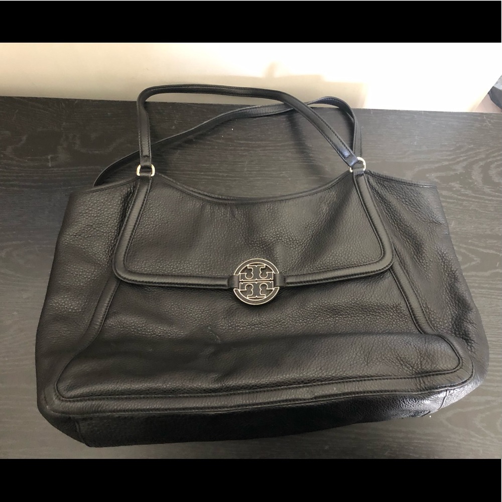 Tory Burch Amanda Leather Classic Tote